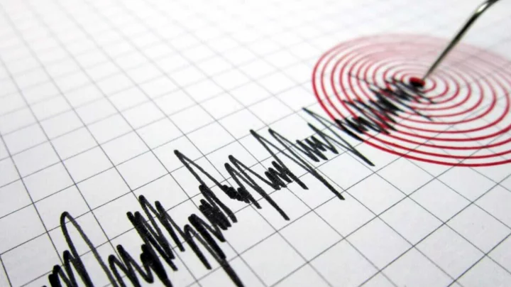 সাত মাত্রার ভূমিকম্পে কাঁপলো যুক্তরাষ্ট্র-কানাডা সীমান্ত ।