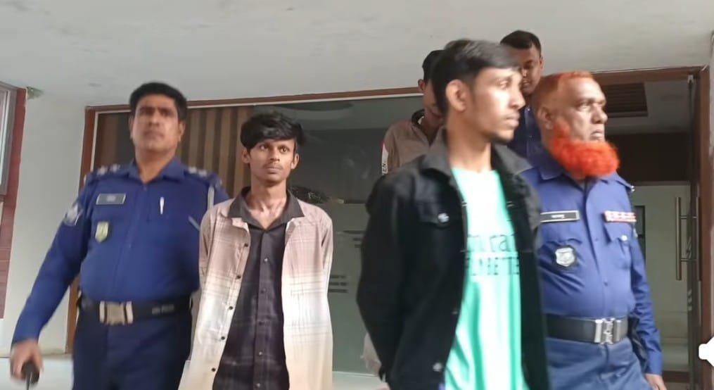 মাগুরা ভূমি ও রেজিষ্ট্রি অফিসে অগ্নি সংযোগে জড়িত ৩ যুবক গ্রেফতার