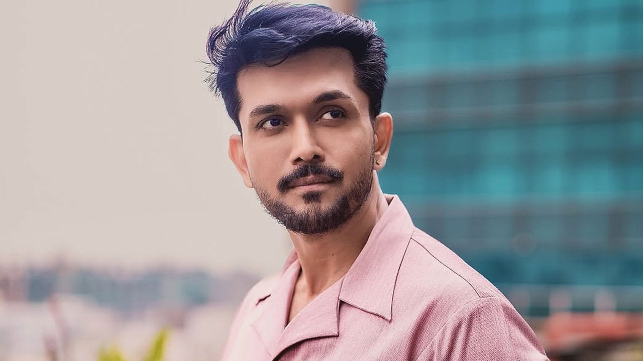 আন্তর্জাতিক অঙ্কনে অভিষেক হতে যাচ্ছে আরিফিন শুভর।