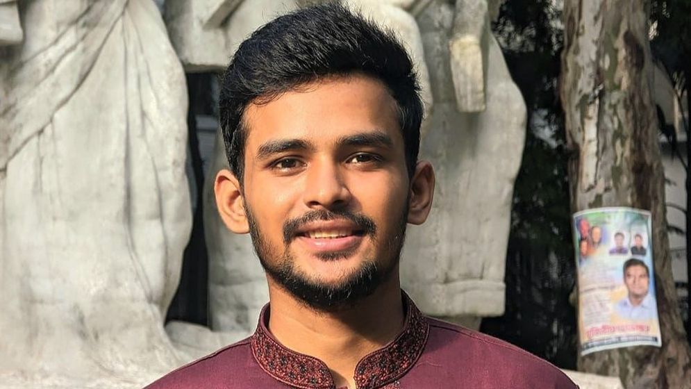 রাজনীতি  সরকারি অর্থ খরচ করে ঢাকার দুই সিটি প্রশাসক ভোটের প্রচারণা চালাচ্ছেন: আসিফ মাহমুদ