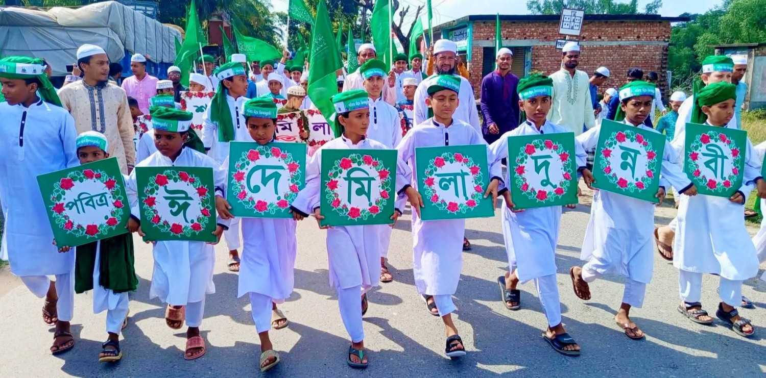 কালিগঞ্জে ইসালে সওয়াব অনুষ্ঠিত