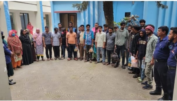 সাভারে পোশাক কারখানা ভাঙচুরের অভিযোগের ২৩ জন শ্রমিক গ্রেপ্তার