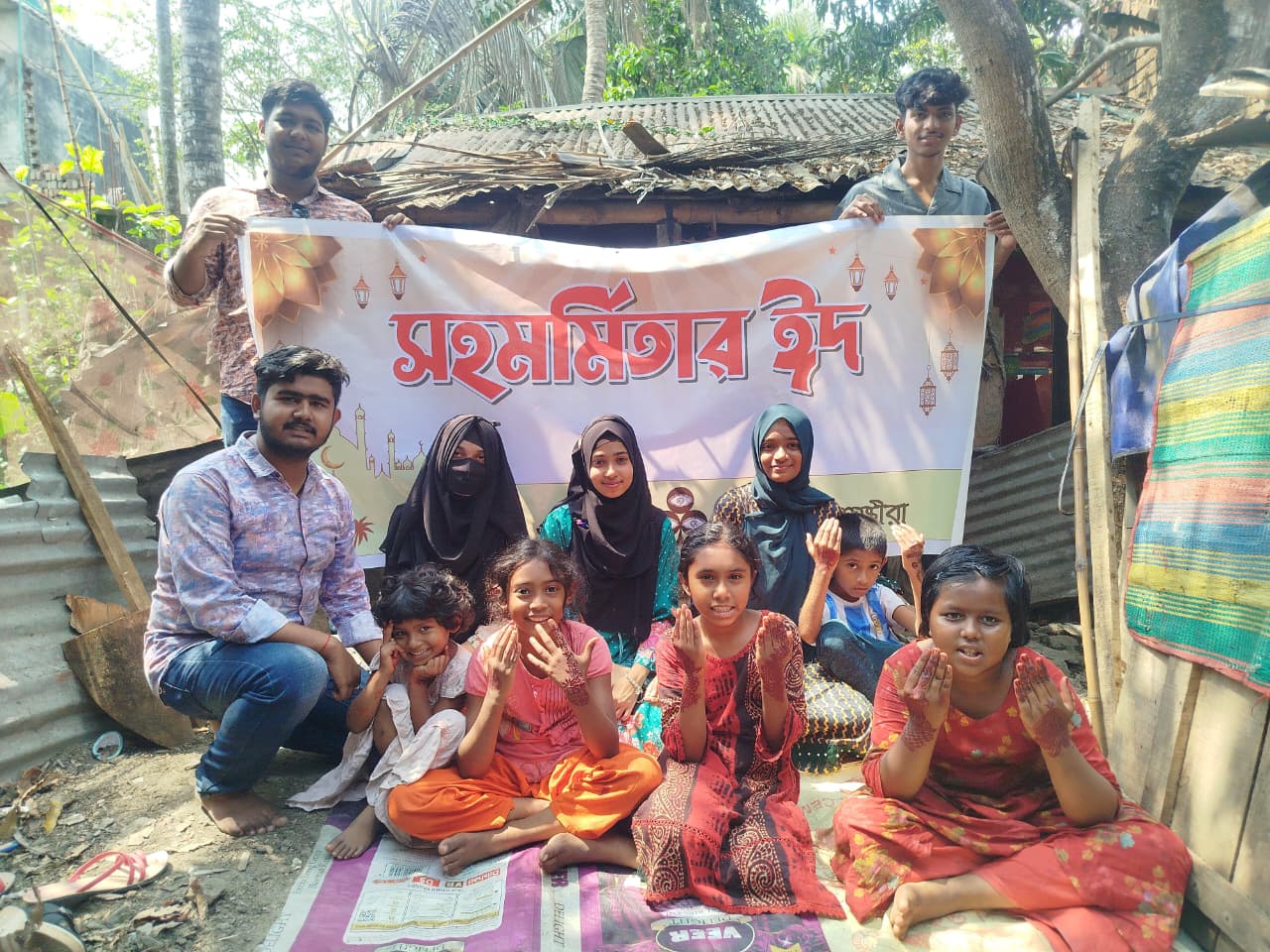 সাতক্ষীরায় শিশুদের নিয়ে বন্ধুসভার ‘মেহেদি উৎসব’ অনুষ্ঠিত