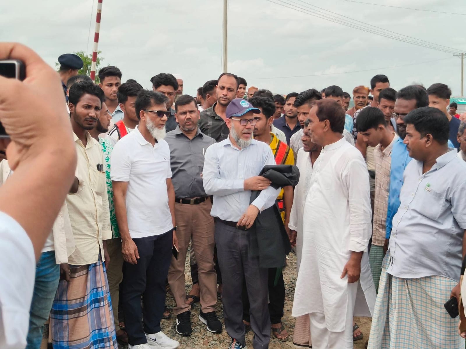 চট্টগ্রাম ও কক্সবাজার রুটে চলতি মাসেই চালু হচ্ছে মহানগর এক্সপ্রেস সহ দুইটি আন্তঃনগর ট্রেন চট্টগ্রাম ও কক্সবাজার রুটে চলতি মাসেই চালু হচ্ছে মহানগর এক্সপ্রেস সহ দুইটি আন্তঃনগর ট্রেন