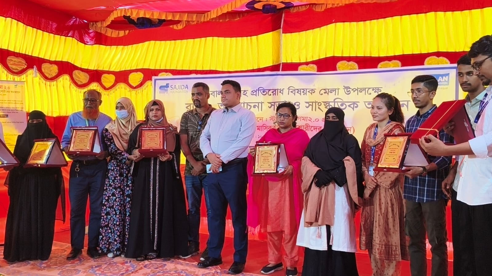 ভোলার দৌলতখান উপজেলা পরিষদ প্রাঙ্গণে বাল্যবিবাহ প্রতিরোধ বিষয়ক মেলা অনুষ্ঠিত হয়েছে।
