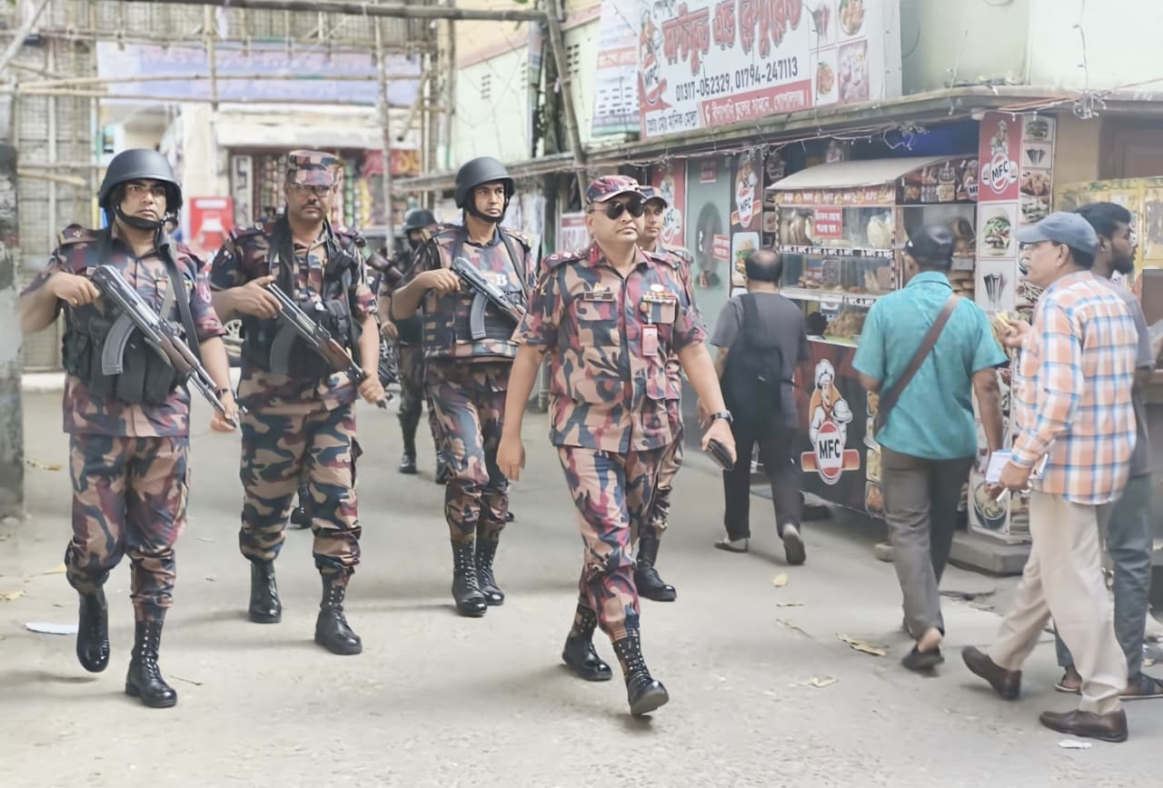 সফলভাবে দুর্গোৎসবের নিরাপত্তা দায়িত্ব শেষ করল বিজিবি