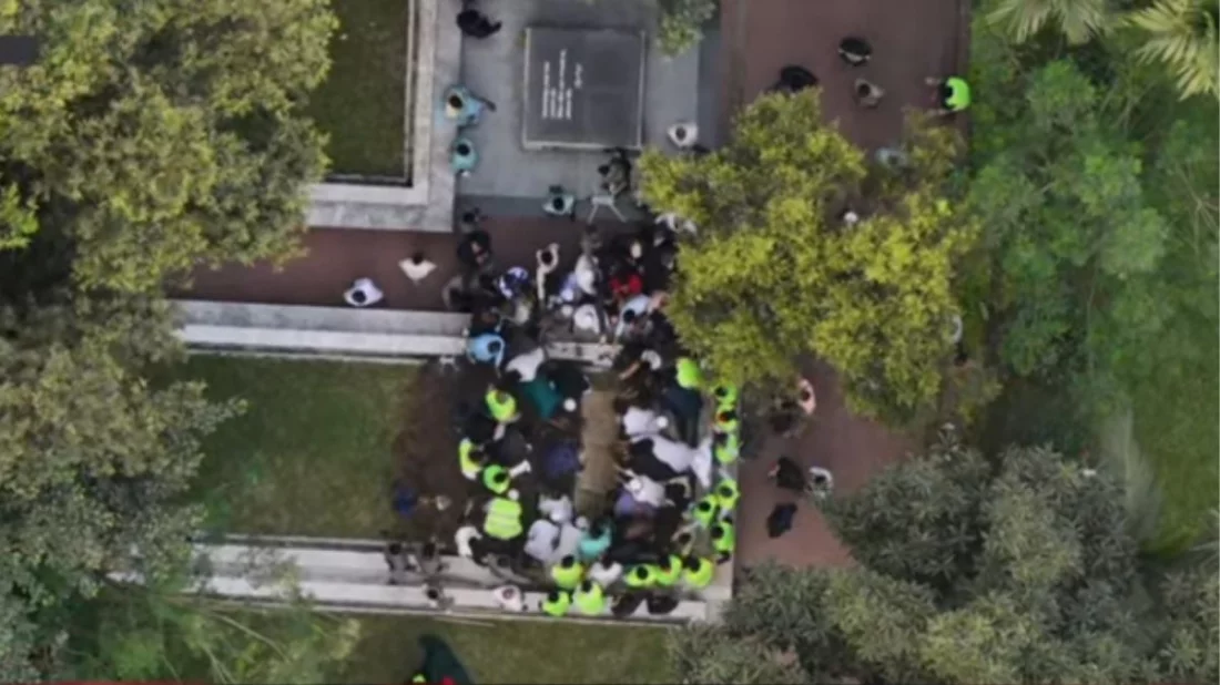 কবি নজরুলের পাশে চিরনিদ্রায় শায়িত হলেন শরিফ ওসমান হাদি