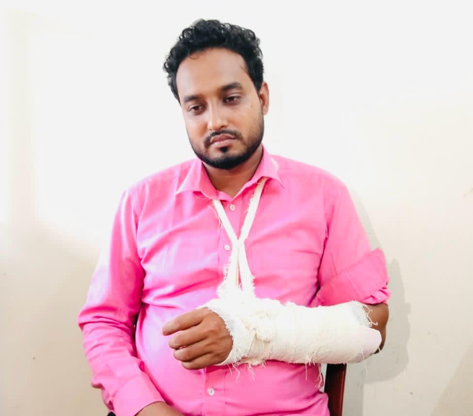বাংলাটিভির বেনাপোল প্রতিনিধির ওপর সন্ত্রাসী হামলা