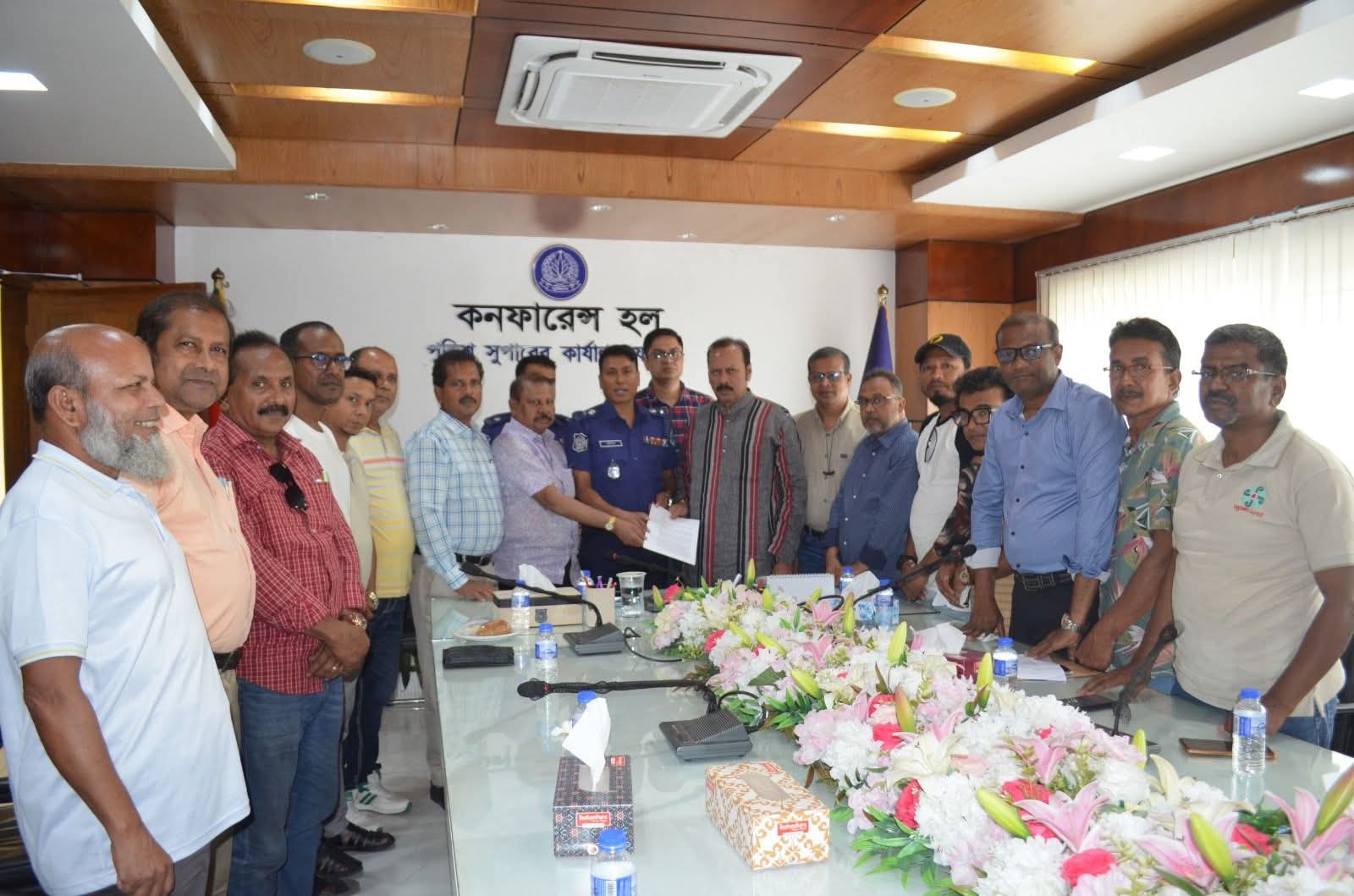 সাংবাদিকদের বিরুদ্ধে অপপ্রচার: জড়িতদের গ্রেপ্তারের দাবিতে যশোরে স্মারকলিপি