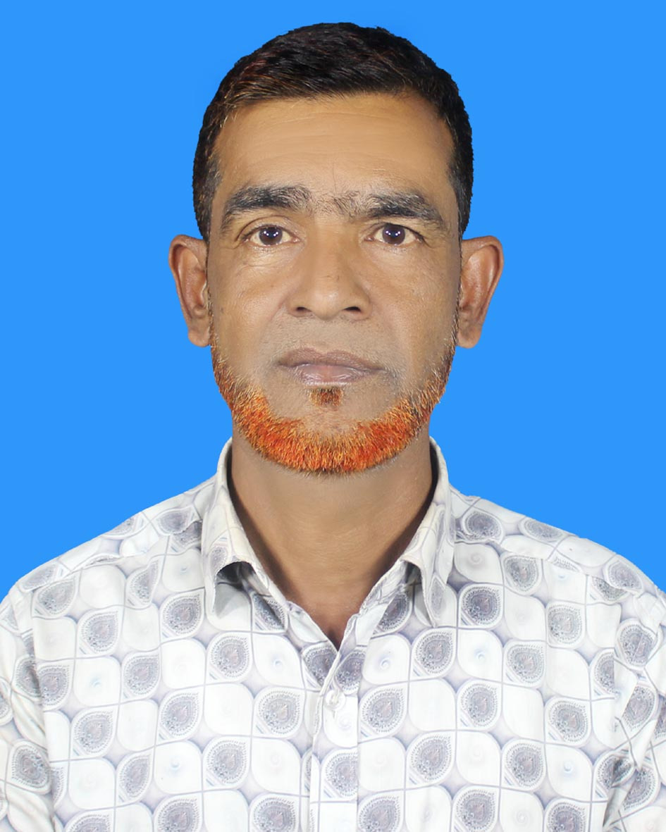 কলেজগেটে স্থায়ী বাজারের দাবিতে ব্যবসায়ীদের আকুতি: আশ্বাস মিললেও ১৭ বছরেও হয়নি সমাধান