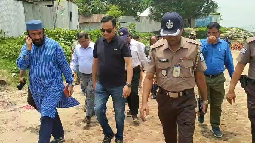 ঈদযাত্রা নির্বিঘ্ন করতে দৌলতদিয়া ঘাটে নৌসচিবের কঠোর বার্তা