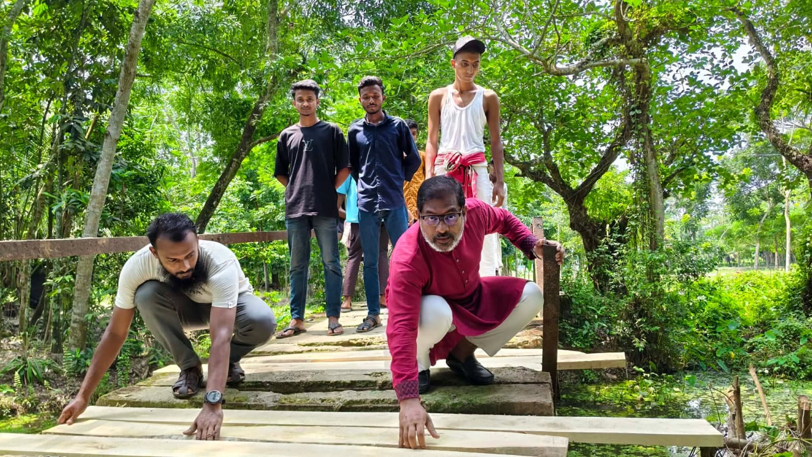 বাউফলে দাসপাড়া ইউনিয়নে আয়রন ব্রিজ সংস্কার