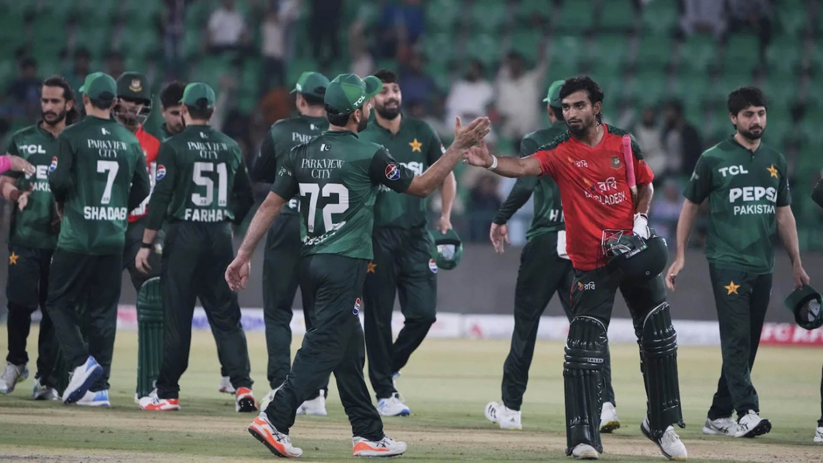 পিএসএলের কারণে দুই দফায় বাংলাদেশে সিরিজ খেলতে আসবে পাকিস্তান