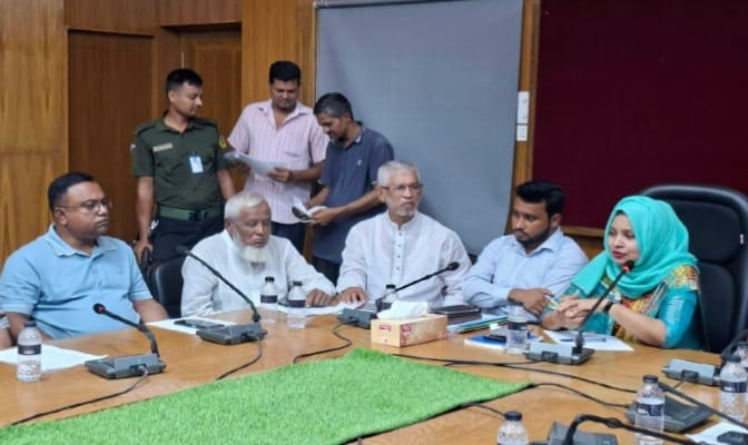ভোলার চরফ্যাশনে জেলে পরিবারের তালিকা হালনাগাদে সভা