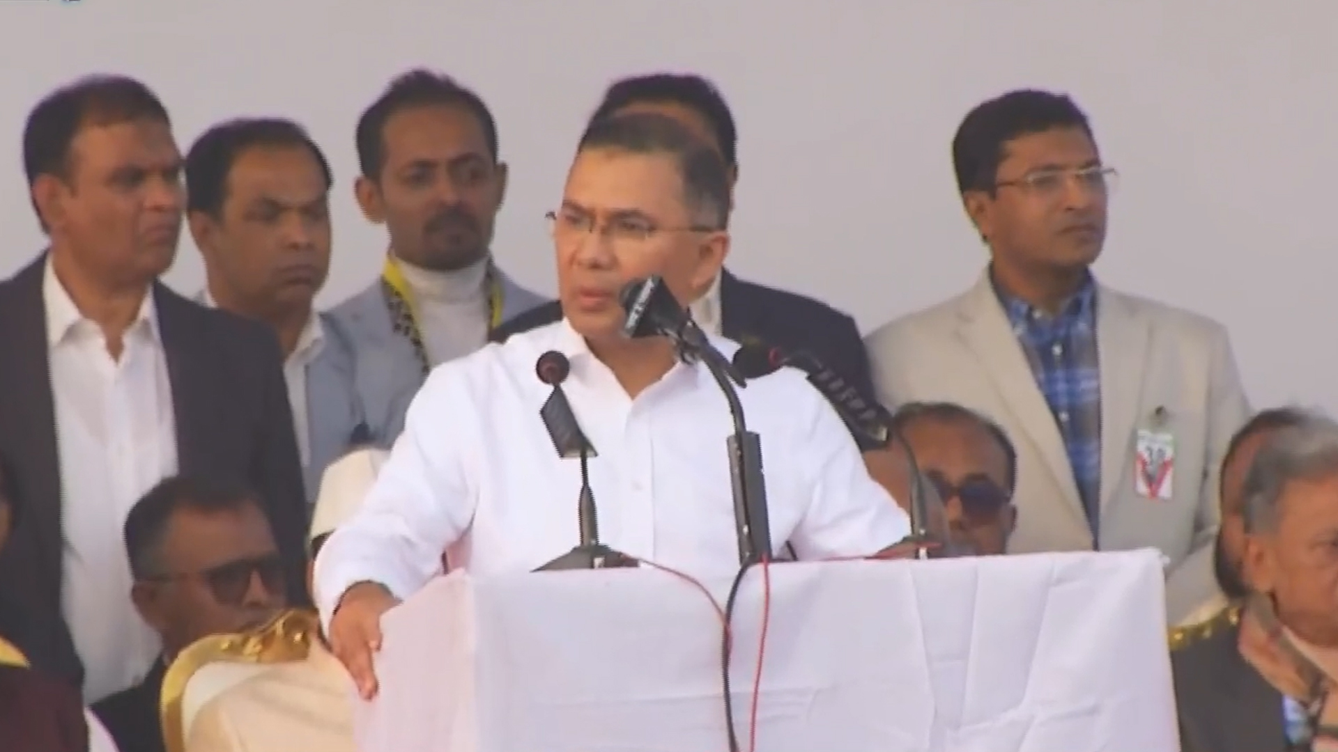 ‘ইচ্ছা করলে আপনি সম্মানিত করেন’ আল্লাহর দরবারে তারেক রহমানের শুকরিয়া
