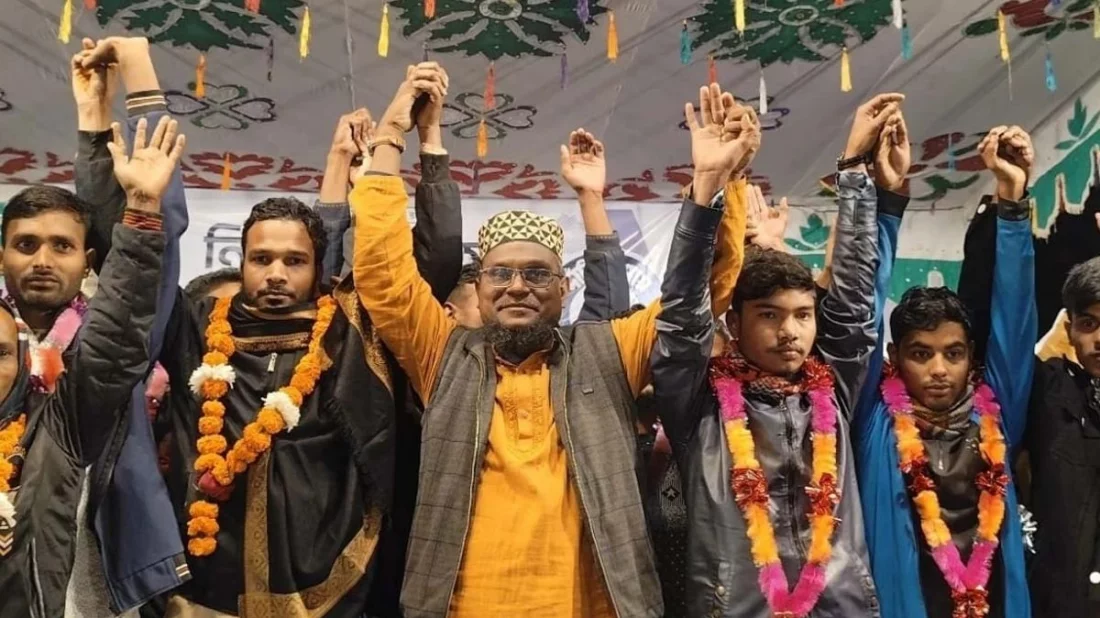 লালমনিরহাটে বিএনপির শতাধিক নেতাকর্মীর জামায়াতে যোগদান