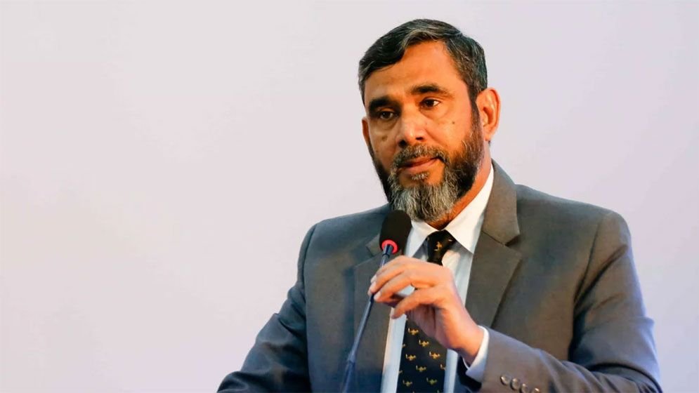 এবারের নির্বাচনটা হবে লাইনচ্যুত ট্রেনকে ফের লাইনে তোলা