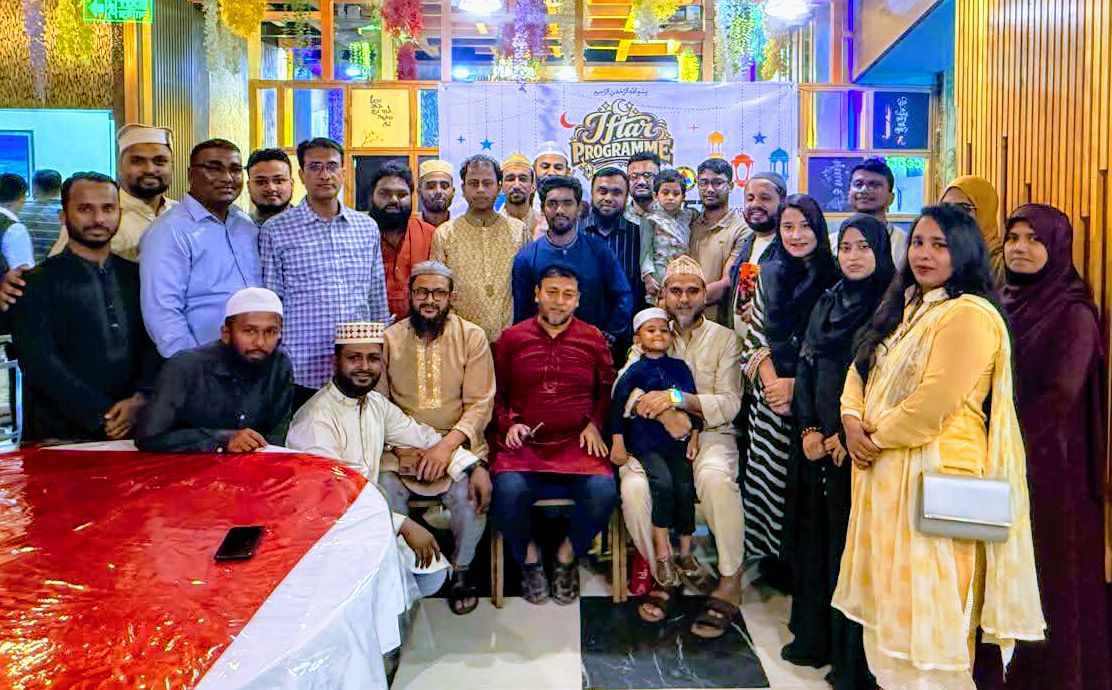 ভিক্টোরিয়া কলেজ এয়ার এক্স ক্যাডেটদের ইফতার মাহফিল অনুষ্ঠিত