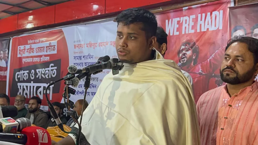 আমরা ব্যালট–বিপ্লব চেয়েছি, কতিপয় রাজনৈতিক দল বুলেট–বিপ্লবের প্রস্তুতি নিচ্ছে: হাসনাত আবদুল্লাহ