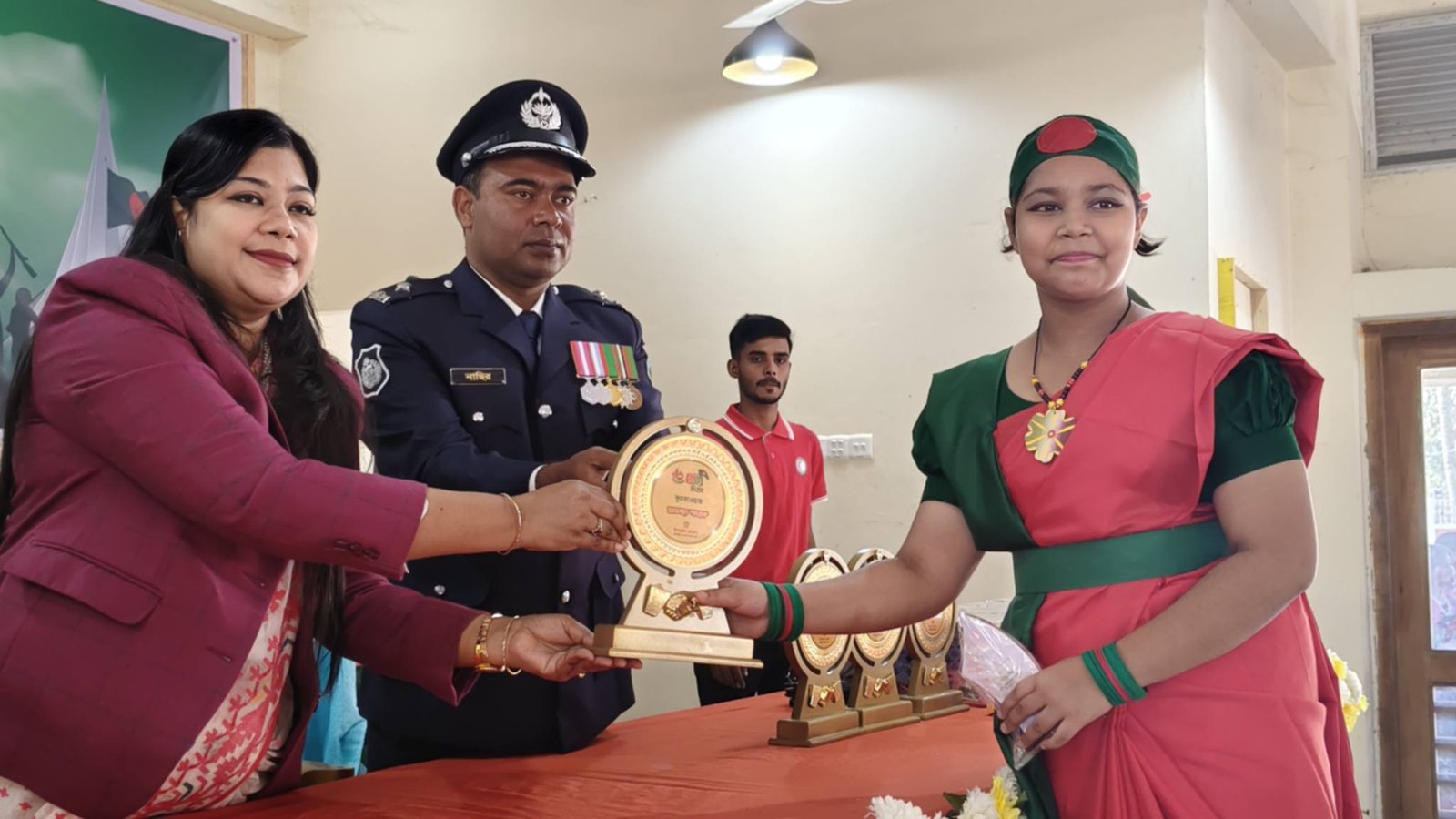 বাঘাইছড়িতে মহান বিজয় দিবস উপলক্ষে কুচকাওয়াজ