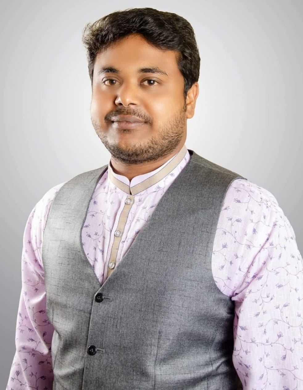 হিলিতে শিক্ষার্থী হত্যা মামলায় ওয়ারেন্টভুক্ত ইউপি চেয়ারম্যান গ্রেফতার