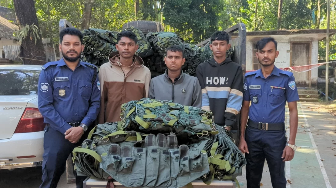 মিয়ানমারের সশস্ত্র গোষ্ঠীর জন্য পাচারের পথে বিপুল পরিমাণ বাউন্ডলি জব্দ