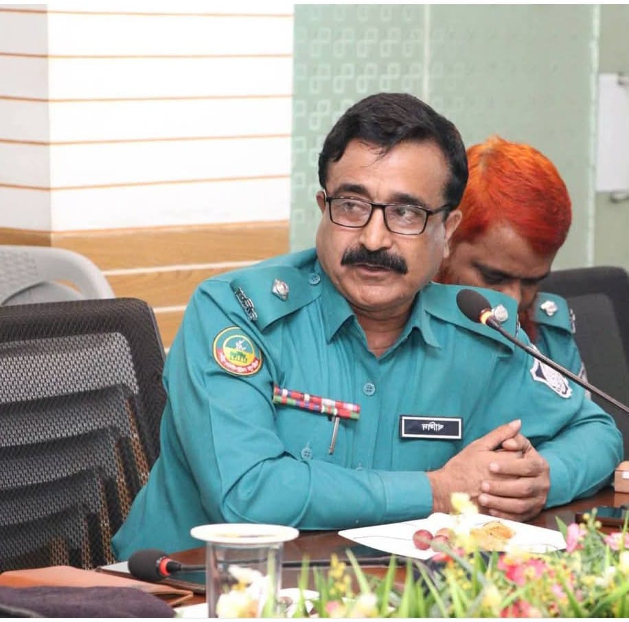 কাশিমপুর থানাবাসীদের ঈদের শুভেচ্ছা জানালেন ওসি মোল্লা খালিদ হোসেন