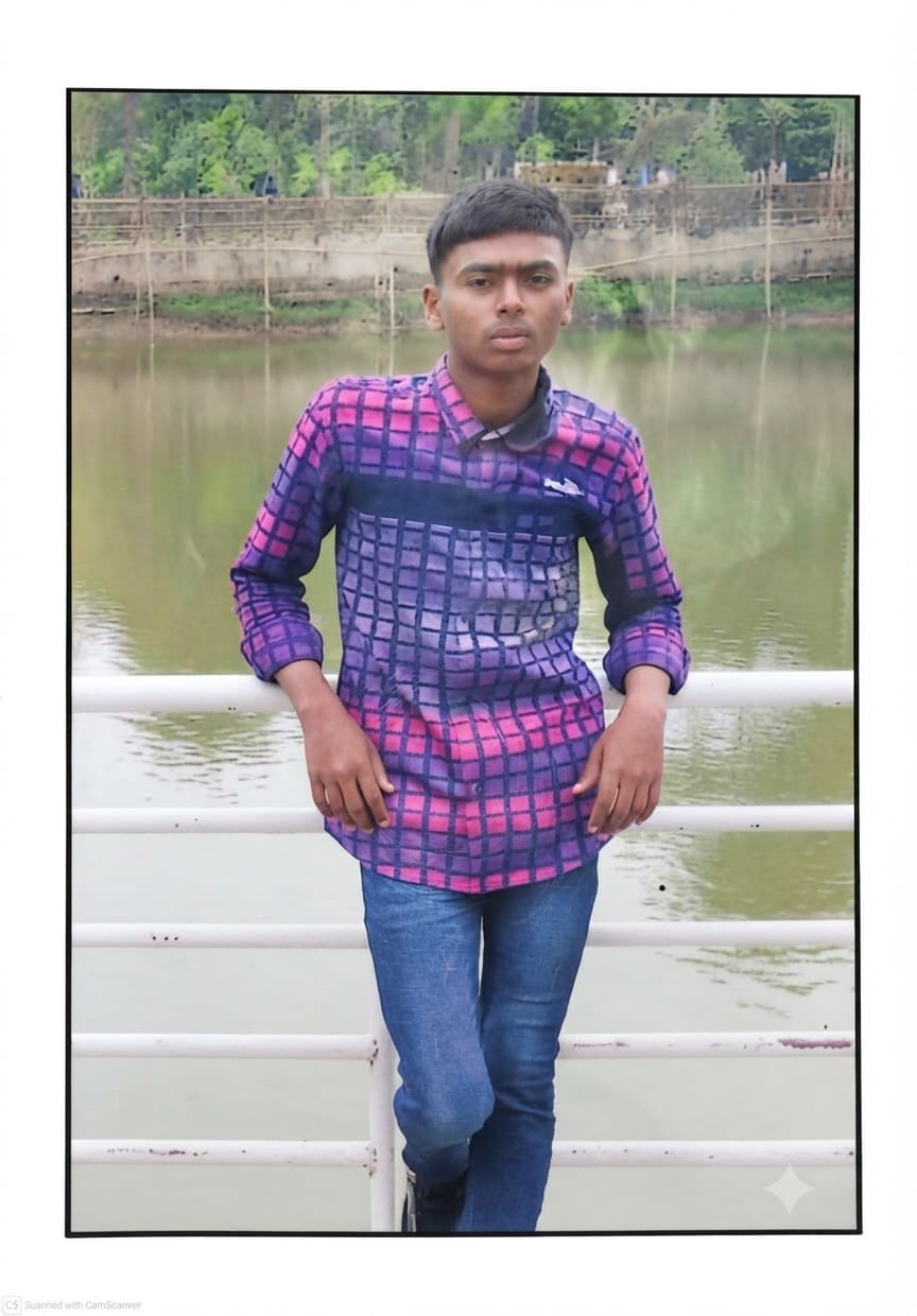 হাতিয়ায় চেয়ারম্যান ঘাটে মাছ বিক্রি করতে গিয়ে ১৫ বছরের কিশোর নিখোঁজ