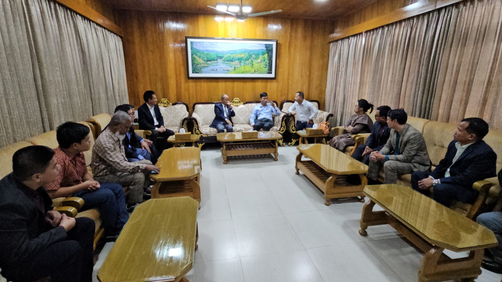 পার্বত্য চট্টগ্রামে রমজানে বাজার পরিস্থিতি স্বাভাবিক রাখার জন্য সংশ্লিষ্টদের নির্দেশ পার্বত্য মন্ত্রীর