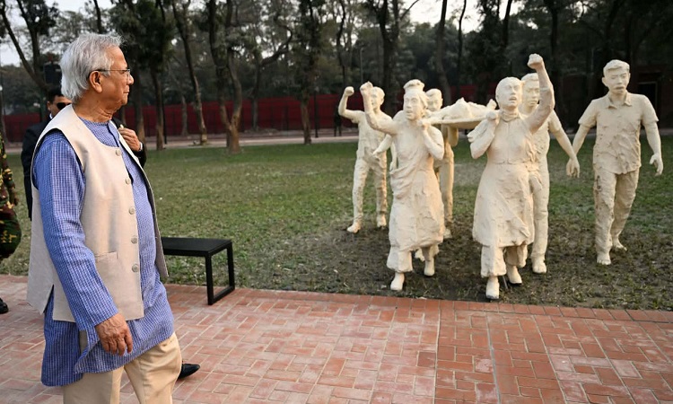 প্রধান উপদেষ্টার জুলাই গণ-অভ্যুত্থান স্মৃতি জাদুঘর পরিদর্শন