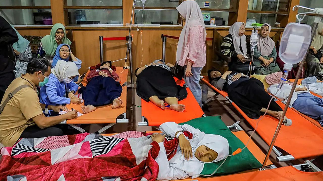 স্যানিটেশন নিয়ম ভাঙায় ইন্দোনেশিয়ায় ২ হাজার ফ্রি খাবারের রান্নাঘর বন্ধ