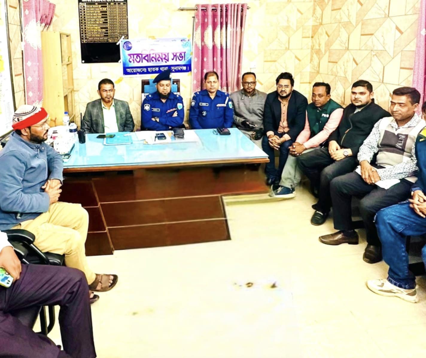 গণমাধ্যম কর্মীদের সাথে মতবিনিময়ে সহযোগিতা চাইলেন ওসি মিজান