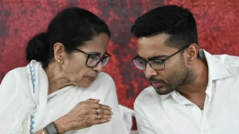 সরিয়ে নেওয়া হলো মমতা-অভিষেকের বাড়ির নিরাপত্তা