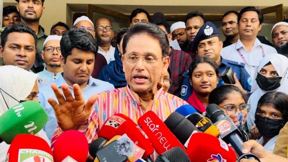 ম্যানেজিং কমিটিতে শিক্ষাগত যোগ্যতা শিথিলের প্রশ্নই ওঠে না শিক্ষামন্ত্রী