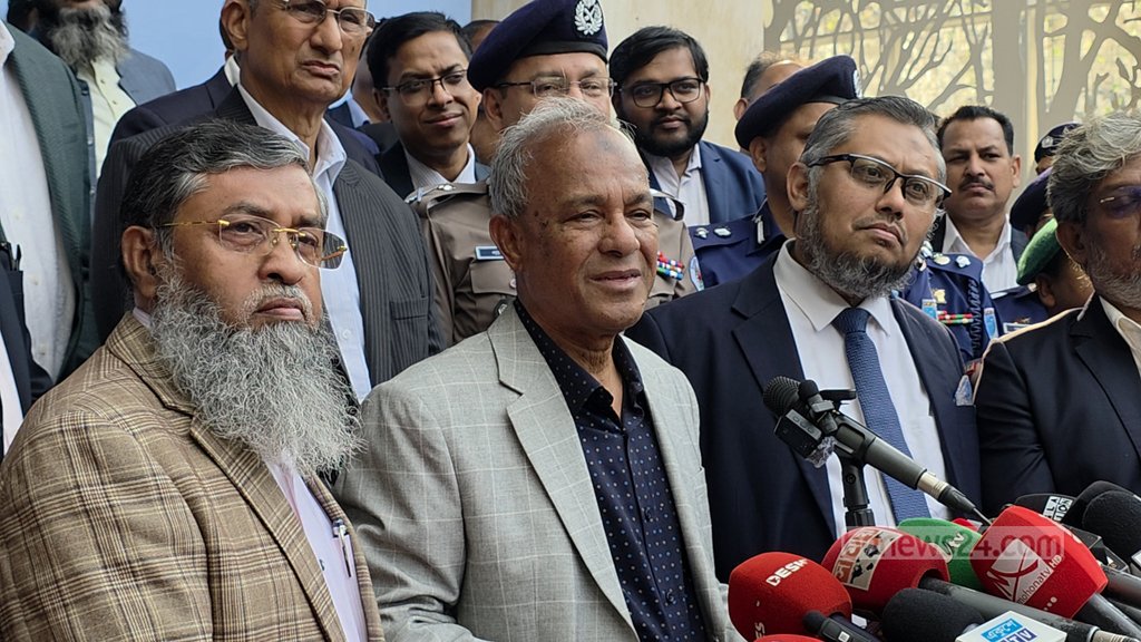 নির্বাচন থেকে সরে দাঁড়ানো প্রার্থীর ব্যক্তিগত সিদ্ধান্ত: স্বরাষ্ট্র উপদেষ্টা