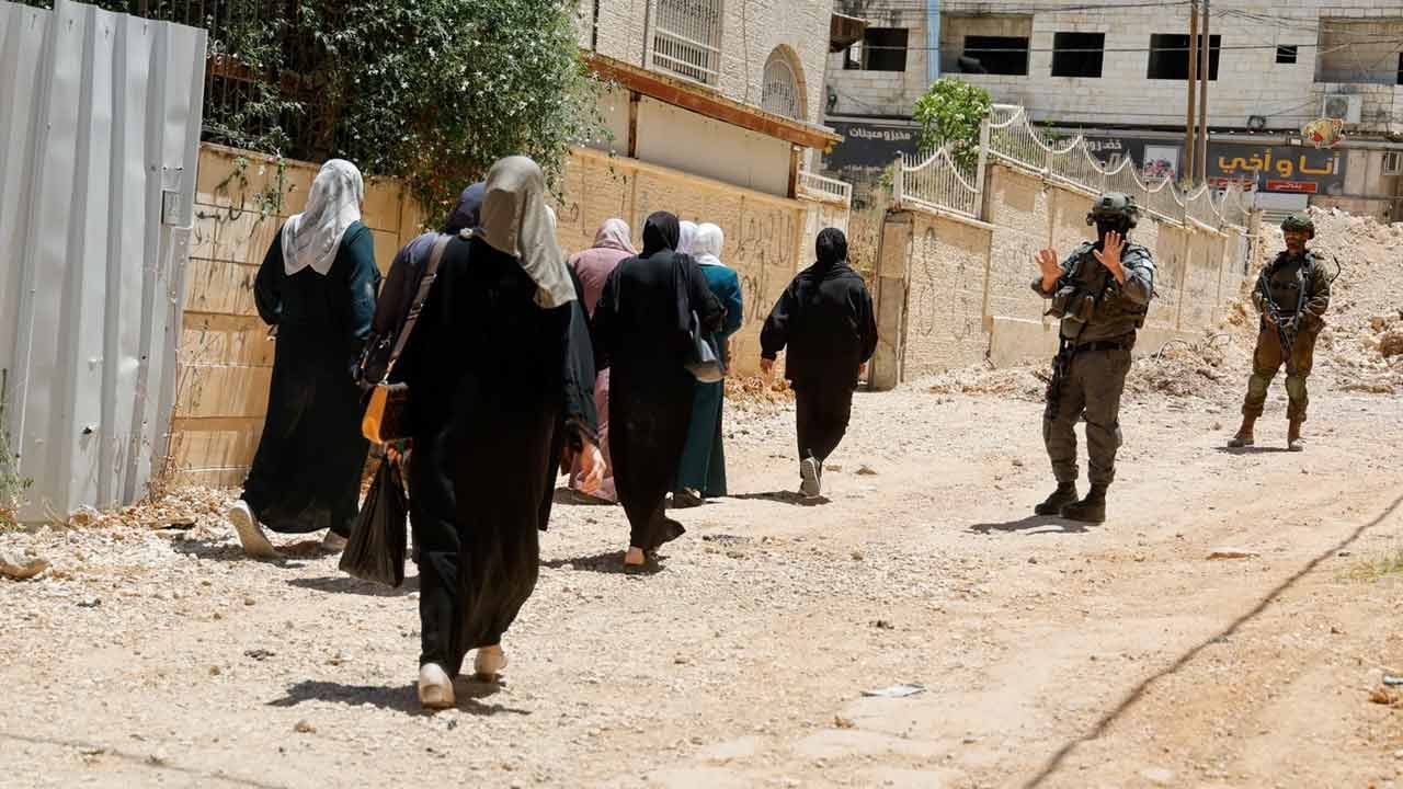 যেভাবে ভুয়া প্রতিষ্ঠানের মাধ্যমে ফিলিস্তিনিদের উচ্ছেদ করছে ইসরায়েল