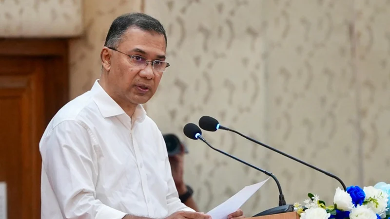 সার্টিফিকেট নির্ভর শিক্ষাব্যবস্থা থেকে বেরিয়ে আসতে হবে: প্রধানমন্ত্রী সার্টিফিকেট নির্ভর শিক্ষাব্যবস্থা থেকে বেরিয়ে আসতে হবে: প্রধানমন্ত্রী