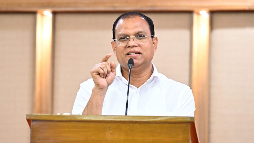 ভিউ প্রতিযোগিতার নামে অপসাংবাদিকতা বন্ধের আহবান আতিকুর রহমান রুমনের