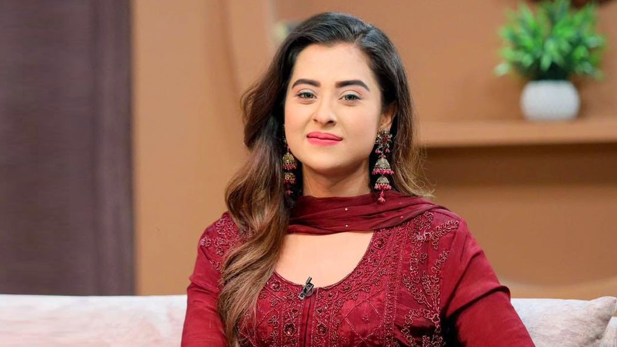 মা হবার গুজব নিয়ে মুখ খুললেন বুবলি।