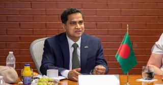 মতপ্রকাশের স্বাধীনতা মানে দায়িত্বহীনতা বা সহিংসতা উসকে দেয়া নয়: রাষ্ট্রদূত মুশফিক
